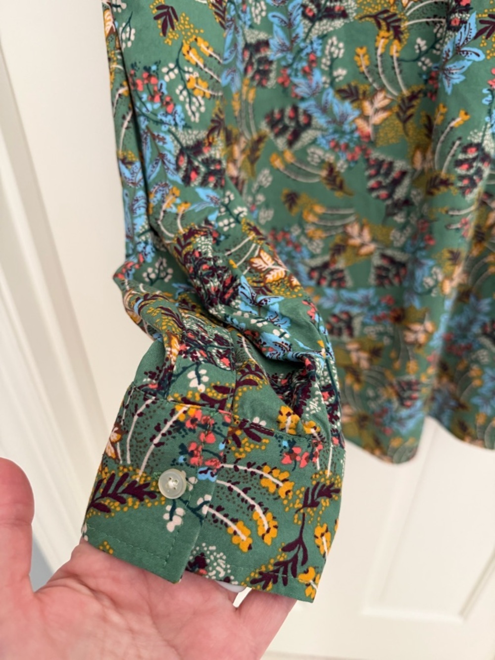LOFT Green Floral-Print Button Down Shirt - Picture 5 of 6